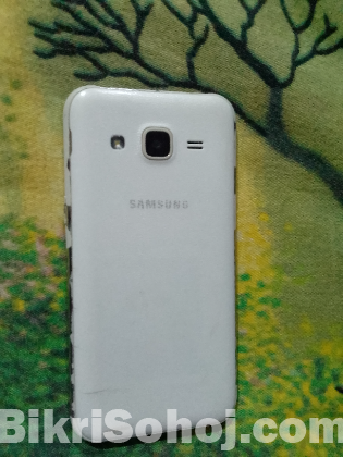 Samsung Galaxy j2